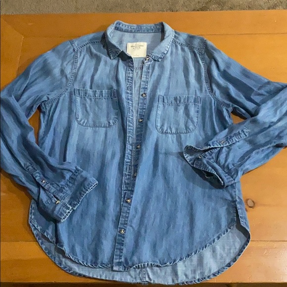 SOLD!! Abercrombie Button Up Shirt - Picture 1 of 3